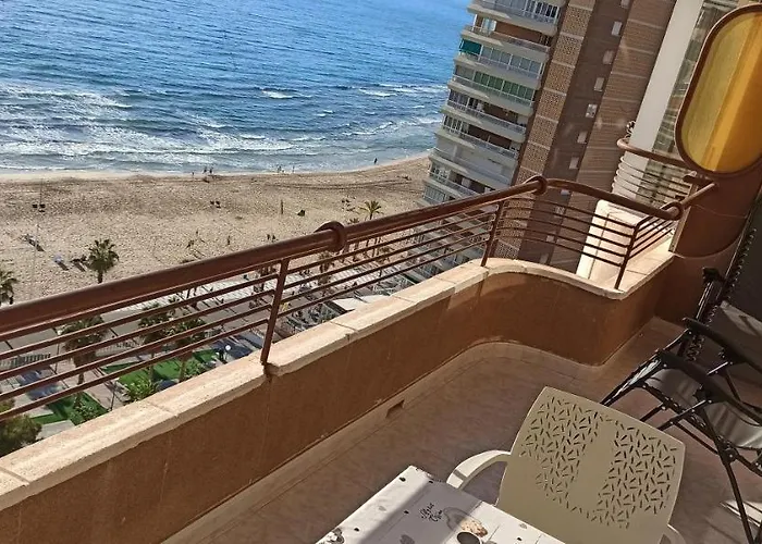 En Playa Levante Coblanca 8 *