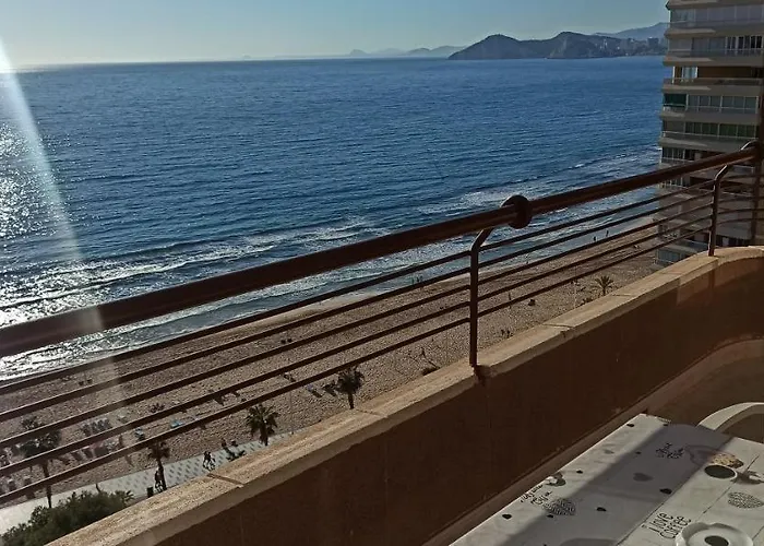 En Playa Levante Coblanca 8 Бенидорм